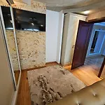 3 Living, 2 Bai, Modern * كرايوفا