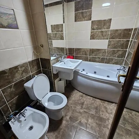 Apartment 3 Living, 2 Bai, Modern