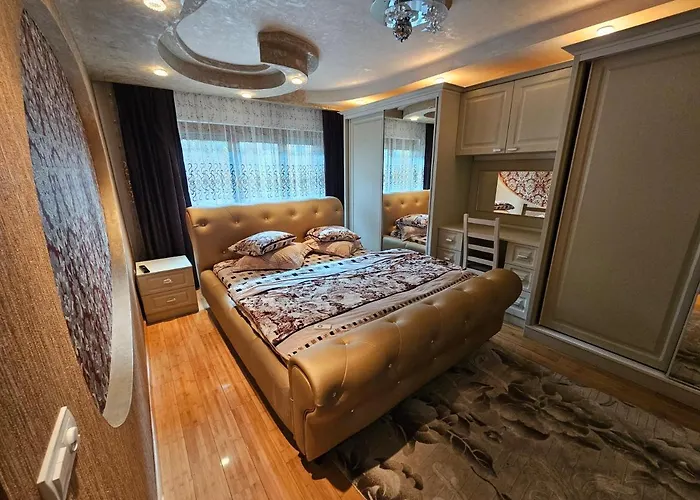 3 Living, 2 Bai, Modern