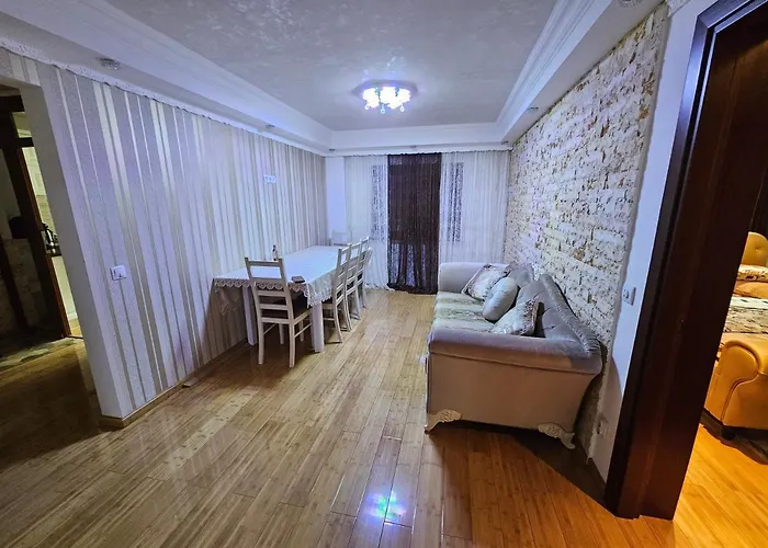 3 Living, 2 Bai, Modern Apartament *