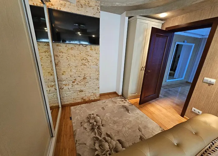 3 Living, 2 Bai, Modern * Craiova