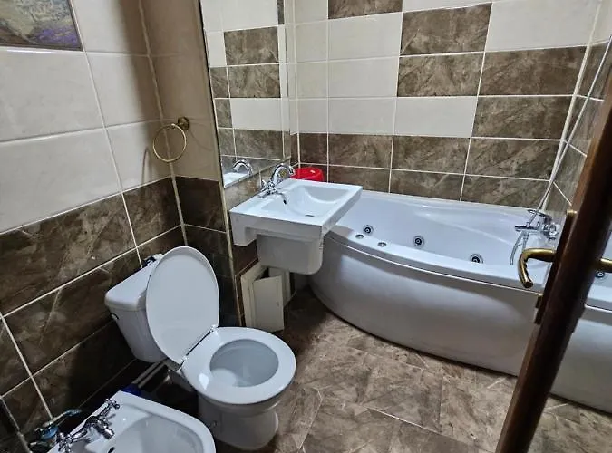 Apartament 3 Living, 2 Bai, Modern